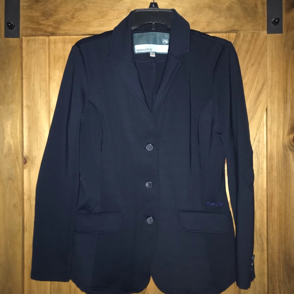 Romfh stretch show coat